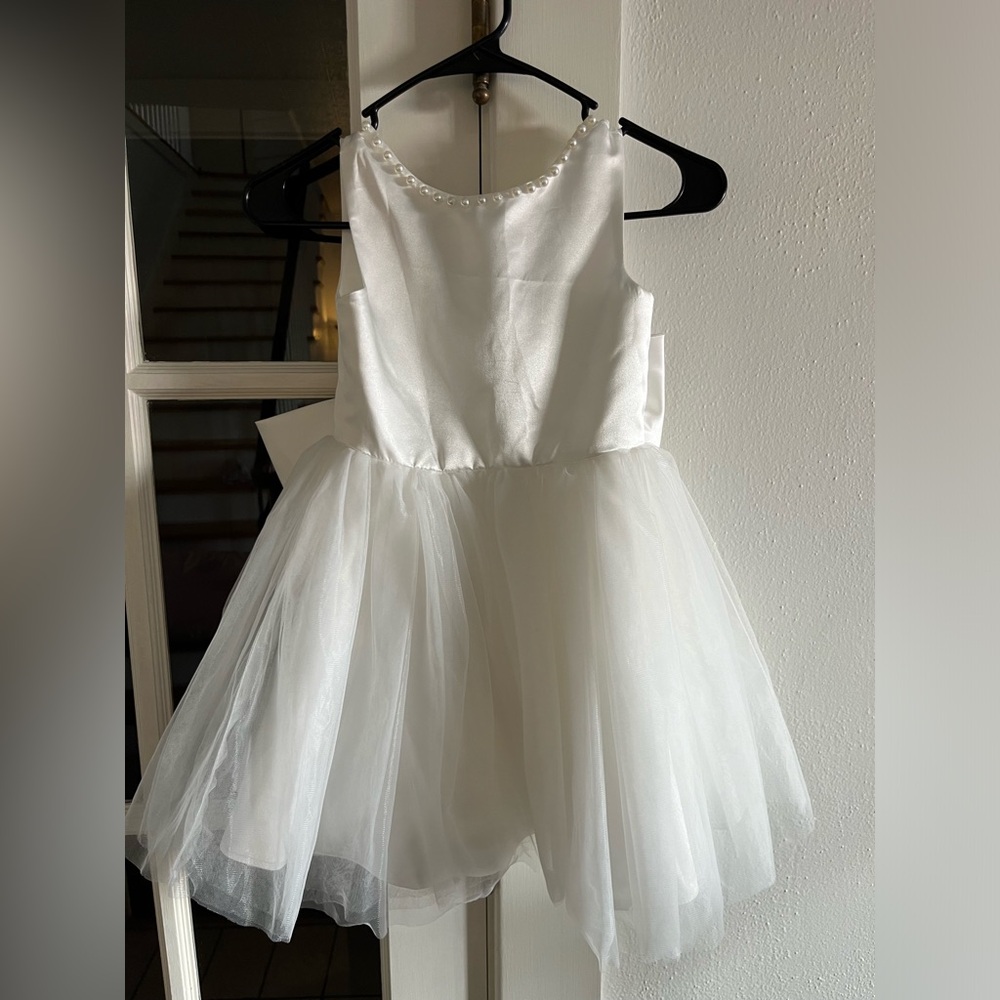 Girls flower girl dress